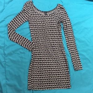 Bunny print casual dress. price final